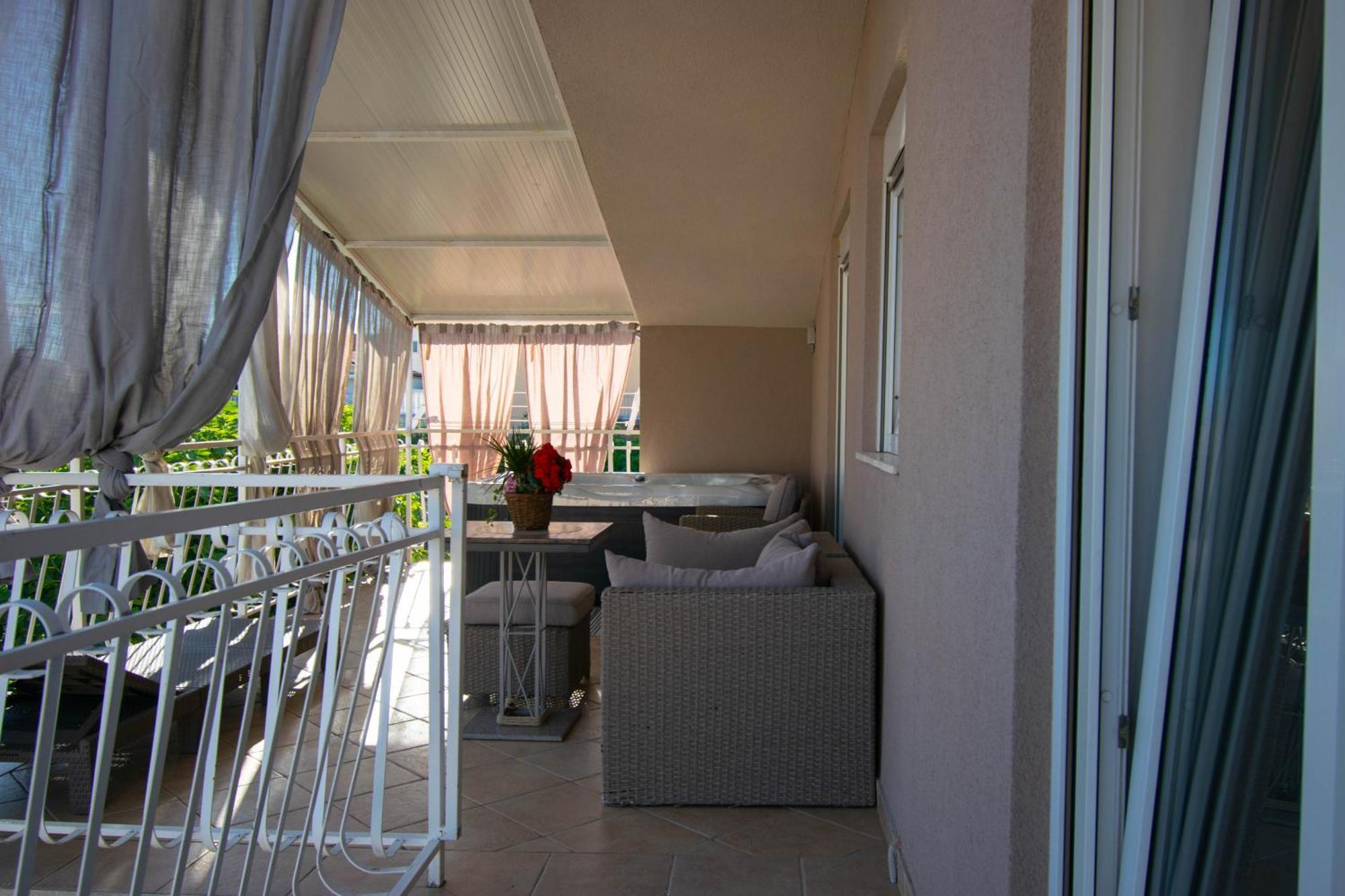 Apartments Anita Frane Vodice Esterno foto